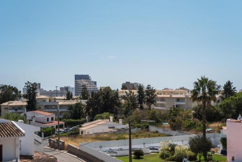 a view of the city from the apartment at Quinta da Paz B&B in Portimão