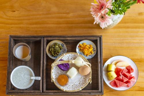カントリーハウスの敷地内または近くでの食事または食べ物