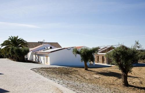 Gallery image of Hotel Quinta Dos Bastos in Évora