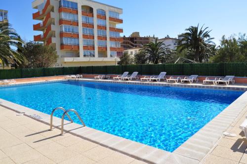Bazén v ubytování Nautilus Hotel nebo v jeho okolí
