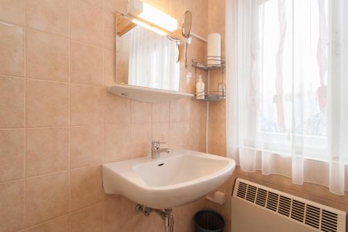 Salle de bains dans l'établissement Lug ins Land