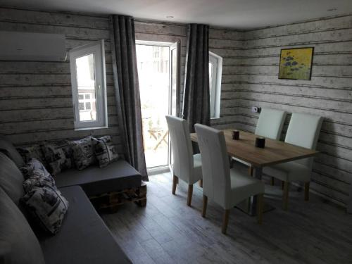 Posezení v ubytování INFINITY Blue 1