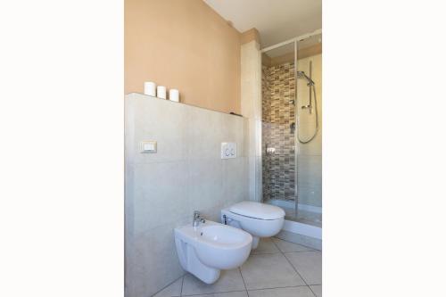 Ένα μπάνιο στο Al Tuscany Flat