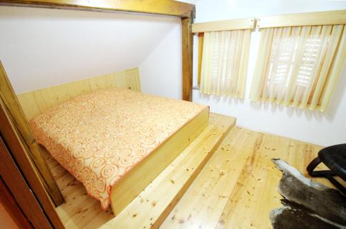 Voodi või voodid majutusasutuse Vineyard Cottage Stepan toas