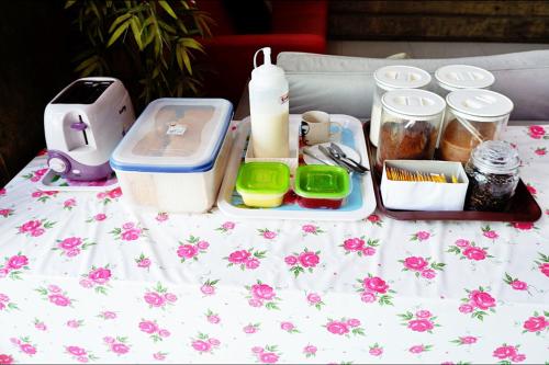 Makanan di atau berdekatan hotel