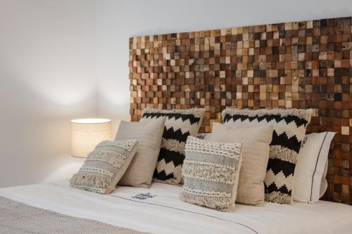 Postel nebo postele na pokoji v ubytování Porto Deluxe Suites