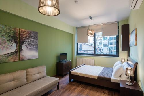 Homesweethome Apartments