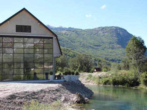 Fotografie z fotogalerie ubytování Hotel & Restaurant Ada v destinaci Gusinje