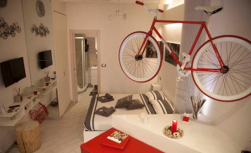 Biciclo' Rosso Ferrara – Photos 5
