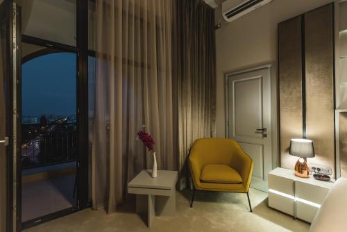 Χώρος καθιστικού στο Hotel Edma