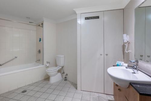 Un baño de Nesuto Canberra
