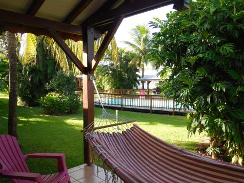 Taman di luar Gîtes LAMATELIANE