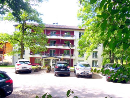 Budova, kde se aparthotel nachází