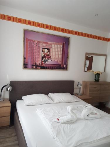 Letto o letti in una camera di City Hotel Storch