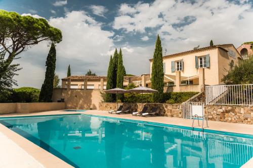 Kolam renang di atau dekat dengan Garden & City Les Bastides de Grimaud