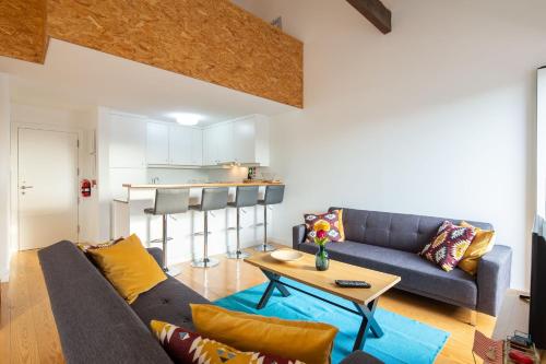 LovelyStay - Oren Duke's House