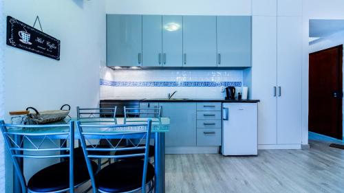 Η κουζίνα ή μικρή κουζίνα στο Estudio Centro de Alvor
