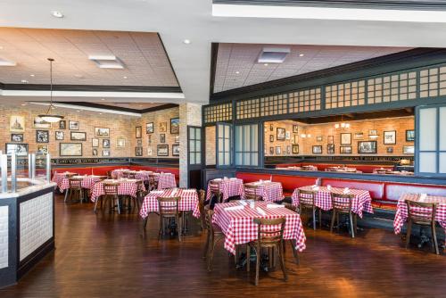 En restaurant eller et andet spisested på Tioga Downs Casino and Resort