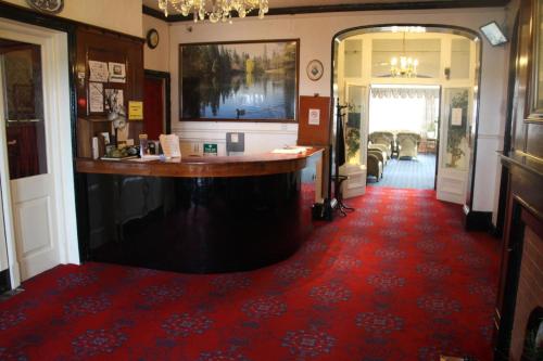 The lobby or reception area at Royal Hotel 