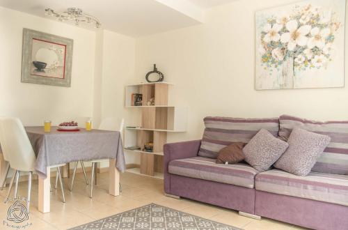 Townhouse Oasis Fañabe with 3 bedrooms and AC, MIR150