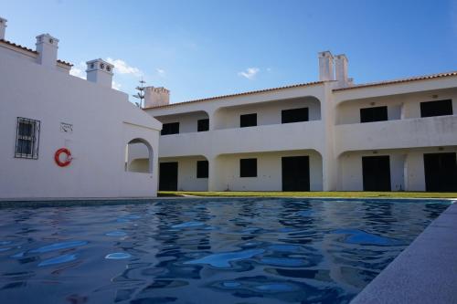 Modern Pool Apartment, Vilamoura