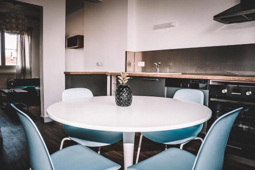 Dapur atau dapur kecil di LE PALAZZO - Appartement avec parking privatif