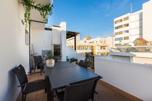 Maria Rita Faro Rooftop Apartment