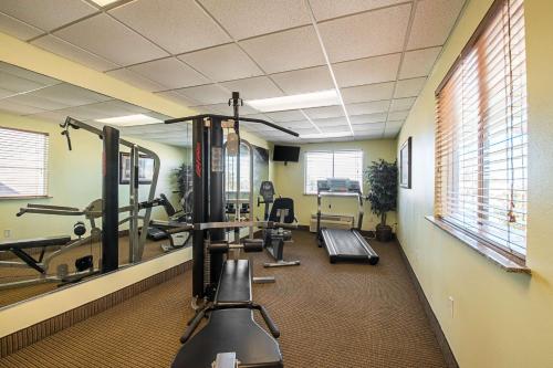 Pusat kecergasan dan/atau kemudahan kecergasan di Days Inn by Wyndham Copperas Cove