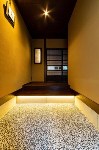 Higashiyama Sho