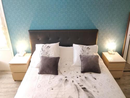 Ένα ή περισσότερα κρεβάτια σε δωμάτιο στο Les Clés du Bonheur by Beds4Wanderlust, 47m2 avec Terrasse privative & Parking-RER B TGV 10min-Orly 20min