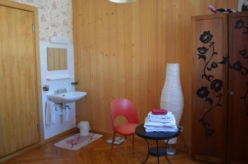 Gallery image of Chambres d'Hotes Le Passiflore in Les Brenets