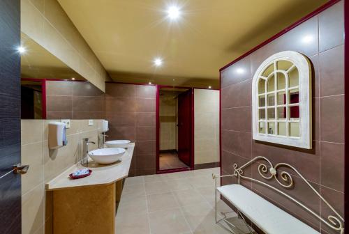 Bilik mandi di Albergue Vía Láctea