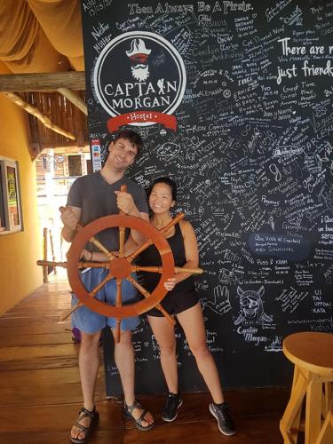 Гости Captain Morgan Hostel Lake Coatepeque