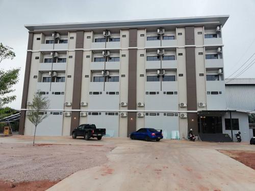 Budova, kde se aparthotel nachází