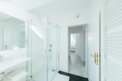 Ένα μπάνιο στο The newPAST Apartments