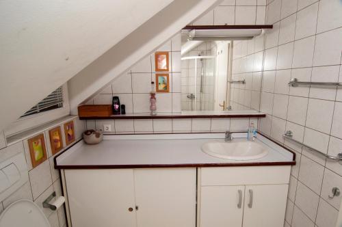Koupelna v ubytování H2O Hostel