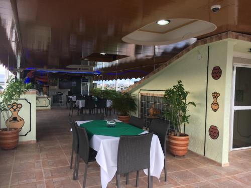 Εστιατόριο ή άλλο μέρος για φαγητό στο The Clover Home