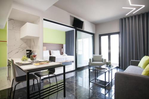 Гостиная зона в Greece U Around Athens Thissio Suites