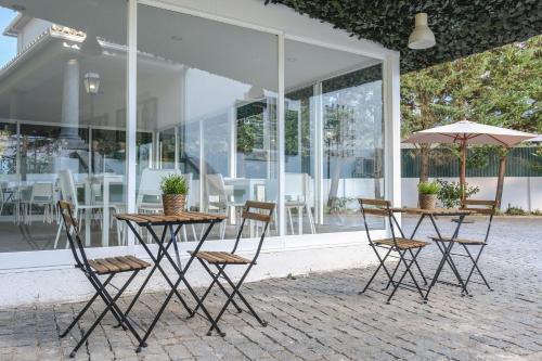 Εστιατόριο ή άλλο μέρος για φαγητό στο 4U Lisbon Airport Suites