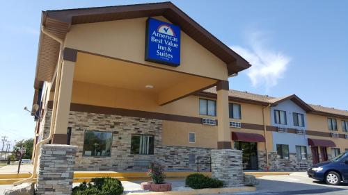 Imagen de la galería de Americas Best Value Inn & Suites Harrisonville, en Harrisonville
