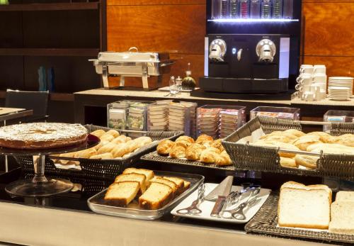 Đồ ăn tại/gần khách sạn căn hộ