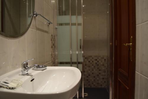 Ванная комната в Hostal Rofer
