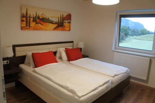 Ferienhaus Kaiser tesisinde bir odada yatak veya yataklar