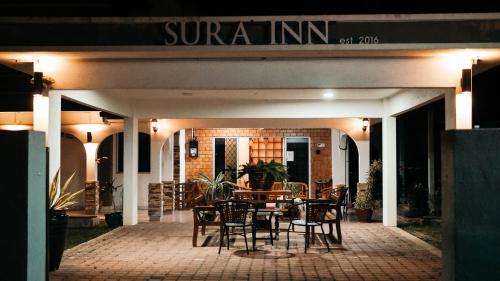 Restaurace v ubytování Sura Inn