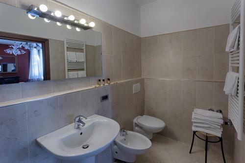 Ένα μπάνιο στο Hotel Guerrato