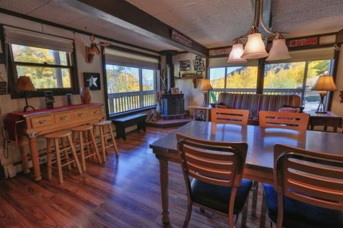 Brettelberg Slopeside Condos F1 – Photos 3