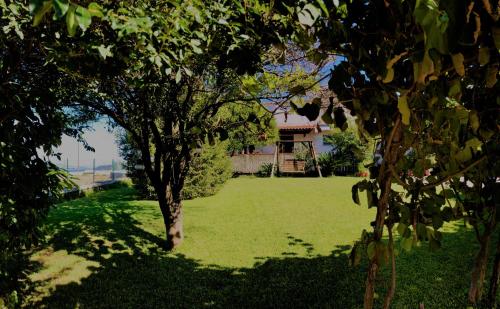 Jardín al aire libre en Villa Joyosa Apartments