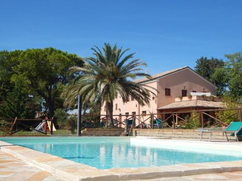 Swimmingpoolen hos eller tæt på Fontebella