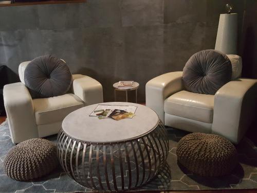 
A seating area at Mudstone Spa Retreat

