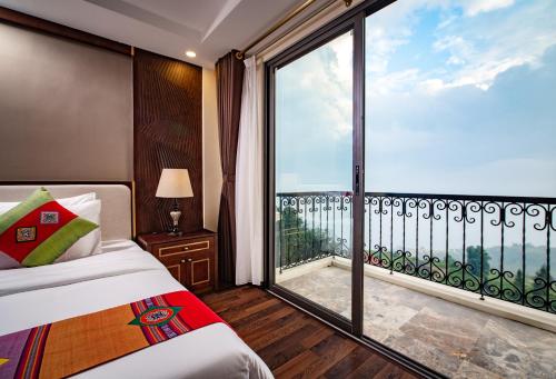 Giường trong phòng chung tại The View Sapa Hotel